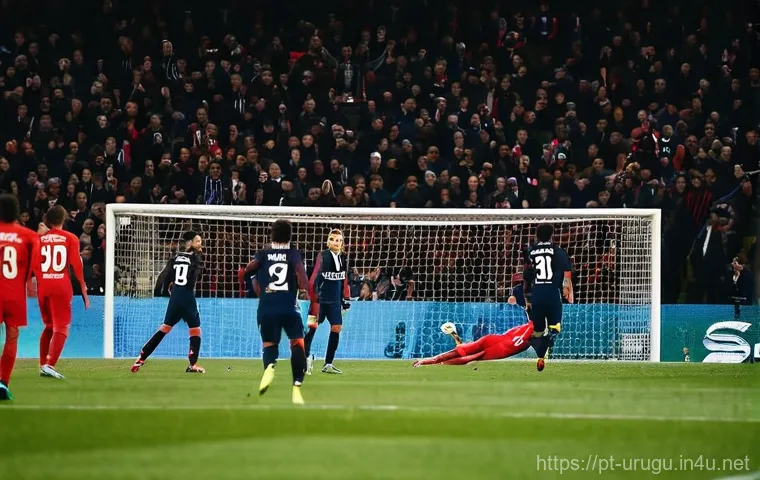 에딘손 카바니 커리어 - **Edinson Cavani: "The Matador" at San Paolo**
    A dynamic, full-body shot of Edinson Cavani in a ...